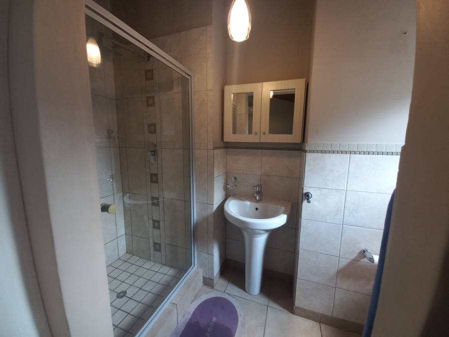 3 Bedroom Property for Sale in Waterval East North West